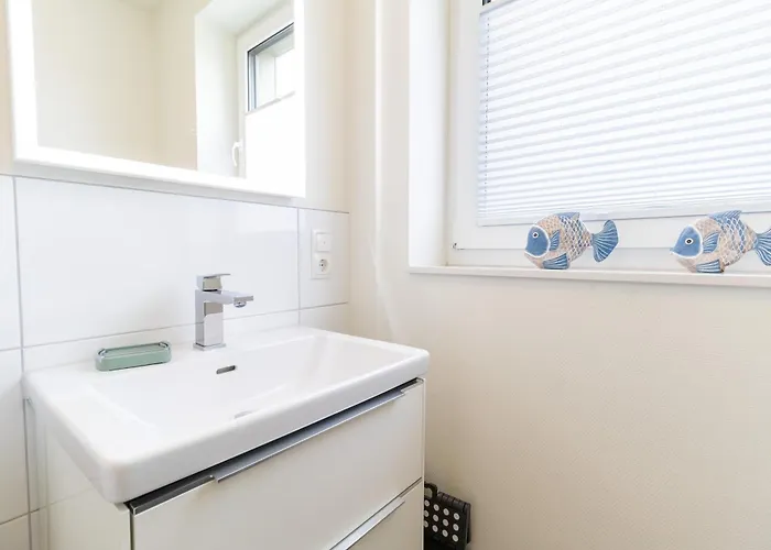 Seestrasse 8 18- Meerzeit * Kellenhusen